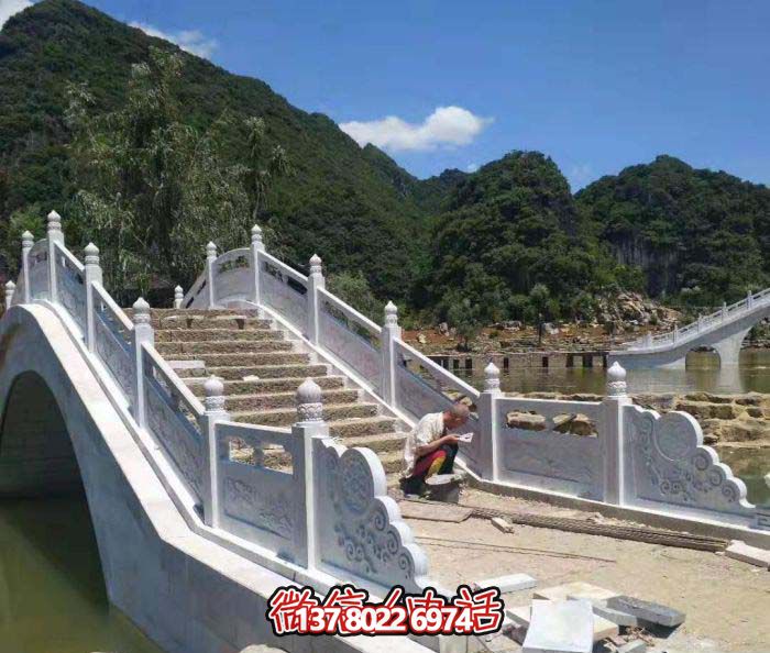 石拱橋，精美漢白玉欄桿，美景美景