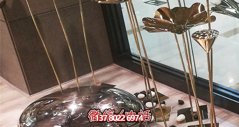 室內(nèi)裝飾蓮蓬雕塑，用不銹鋼鵝卵石點(diǎn)綴